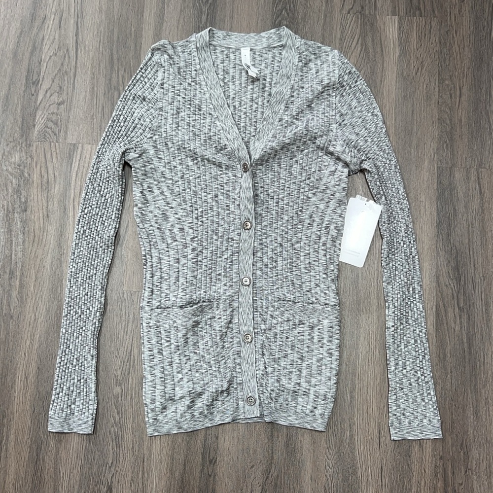 NWT Gray Athleta Revolve Seamless Cardigan